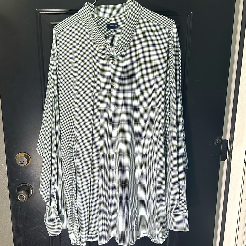 Collection of 4 Proper Cloth brand mens button down shirts